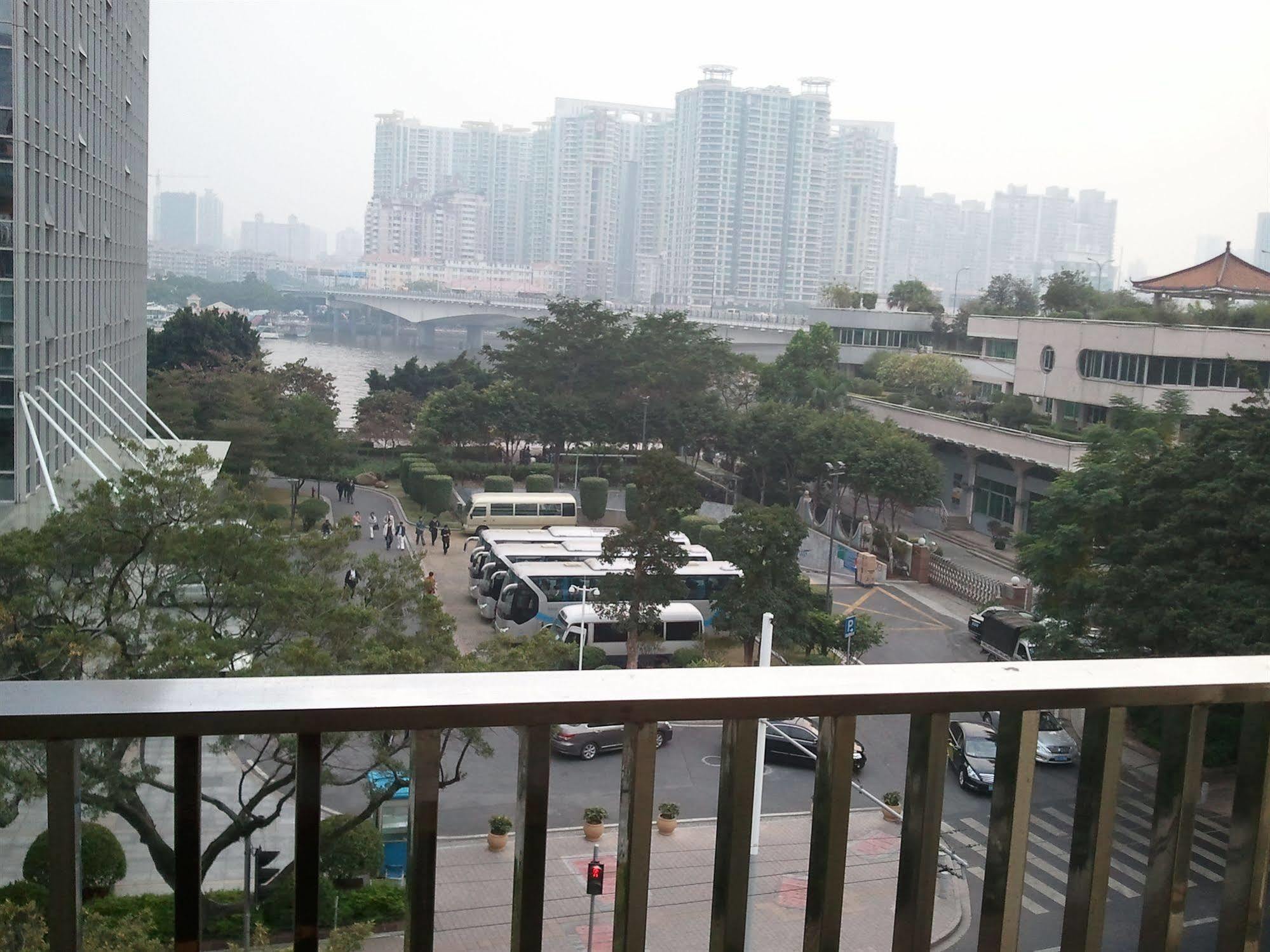 Yanjiang East Garden Inn 광저우 외부 사진